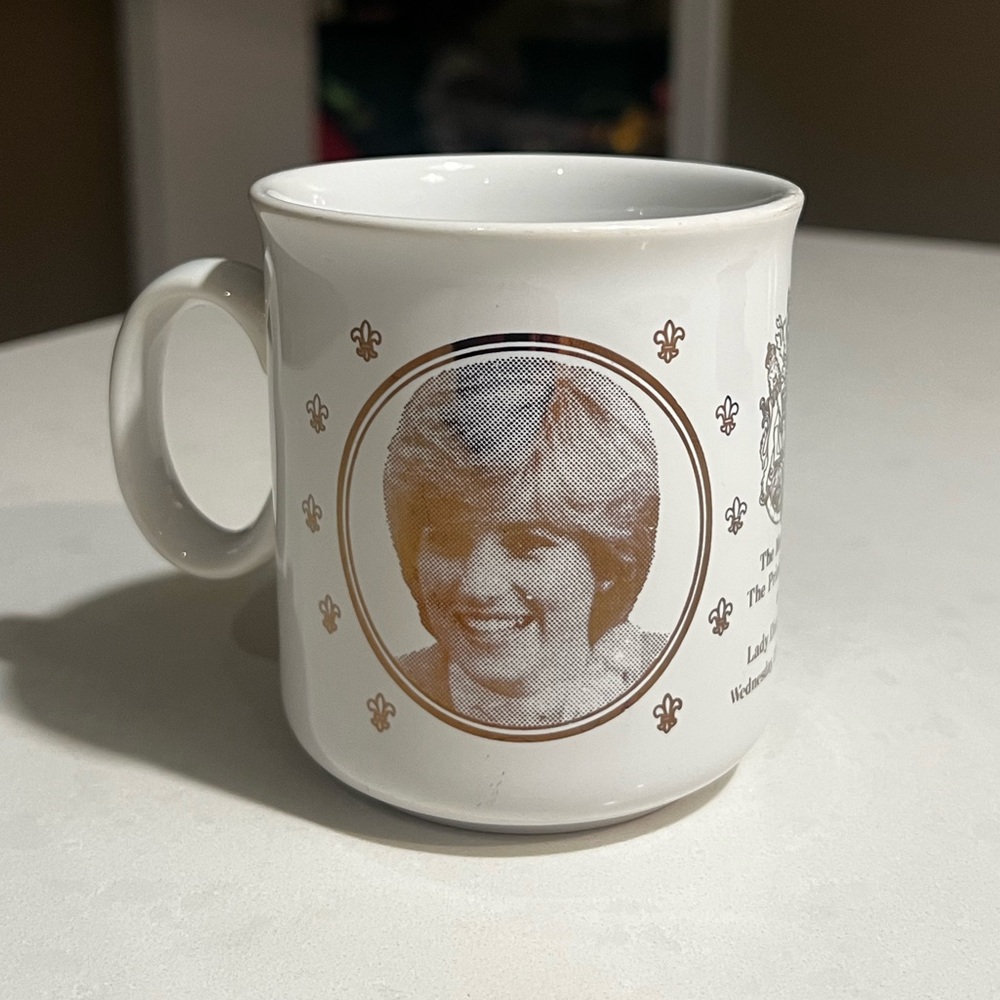 Prince & Princess Wales Wedding Commemorative Mug Diana Charles Gold  Accents